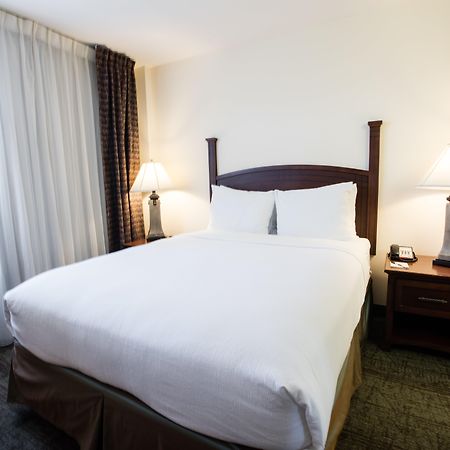 Staybridge Suites Austin Airport By Ihg Εξωτερικό φωτογραφία